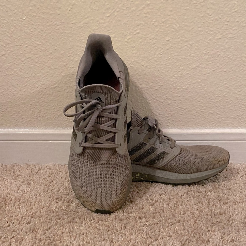 Adidas Ultraboost 20 Grey Size 9